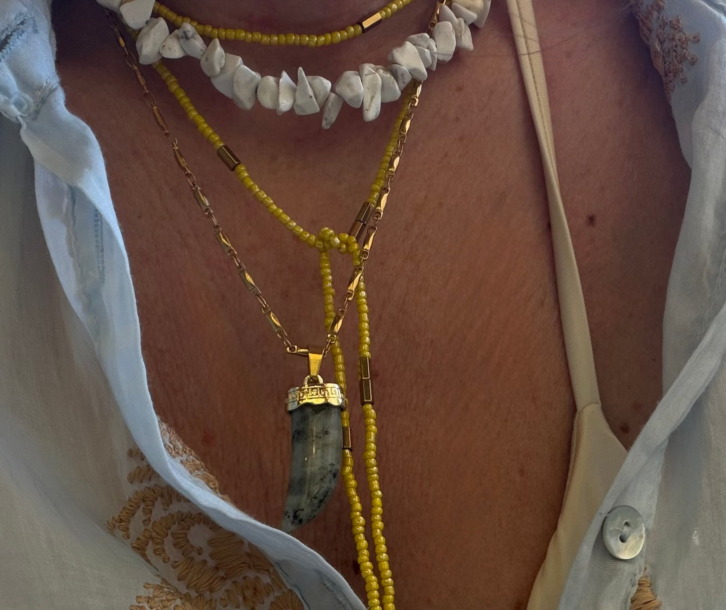 Exotic Chips Necklace