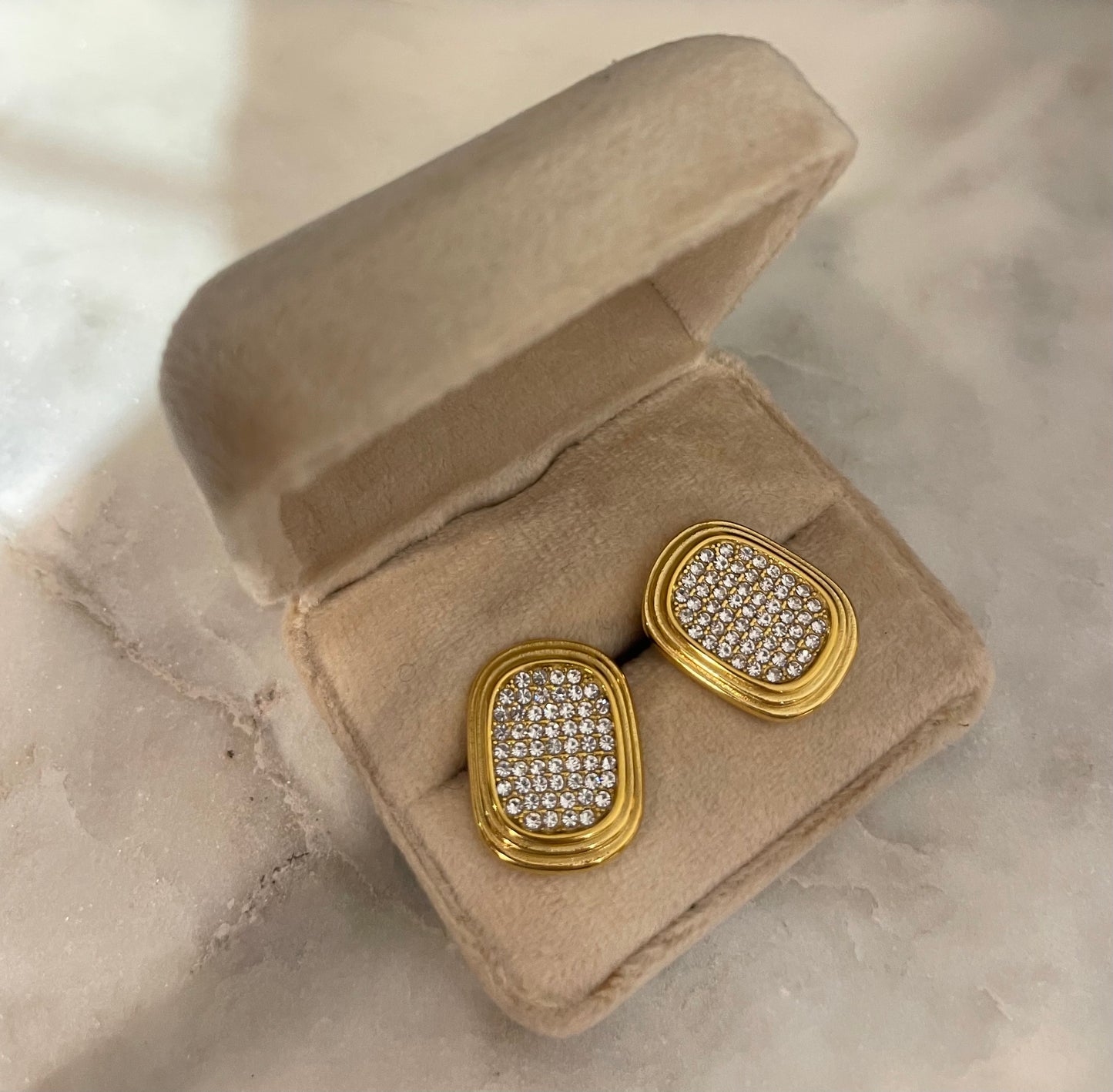 Zircon Square Vintage