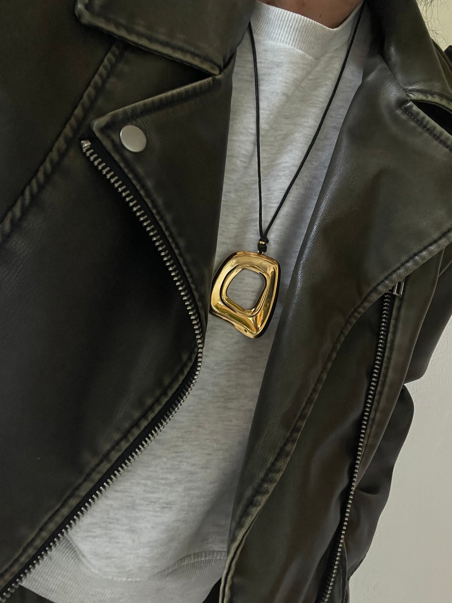 Kessy Necklace
