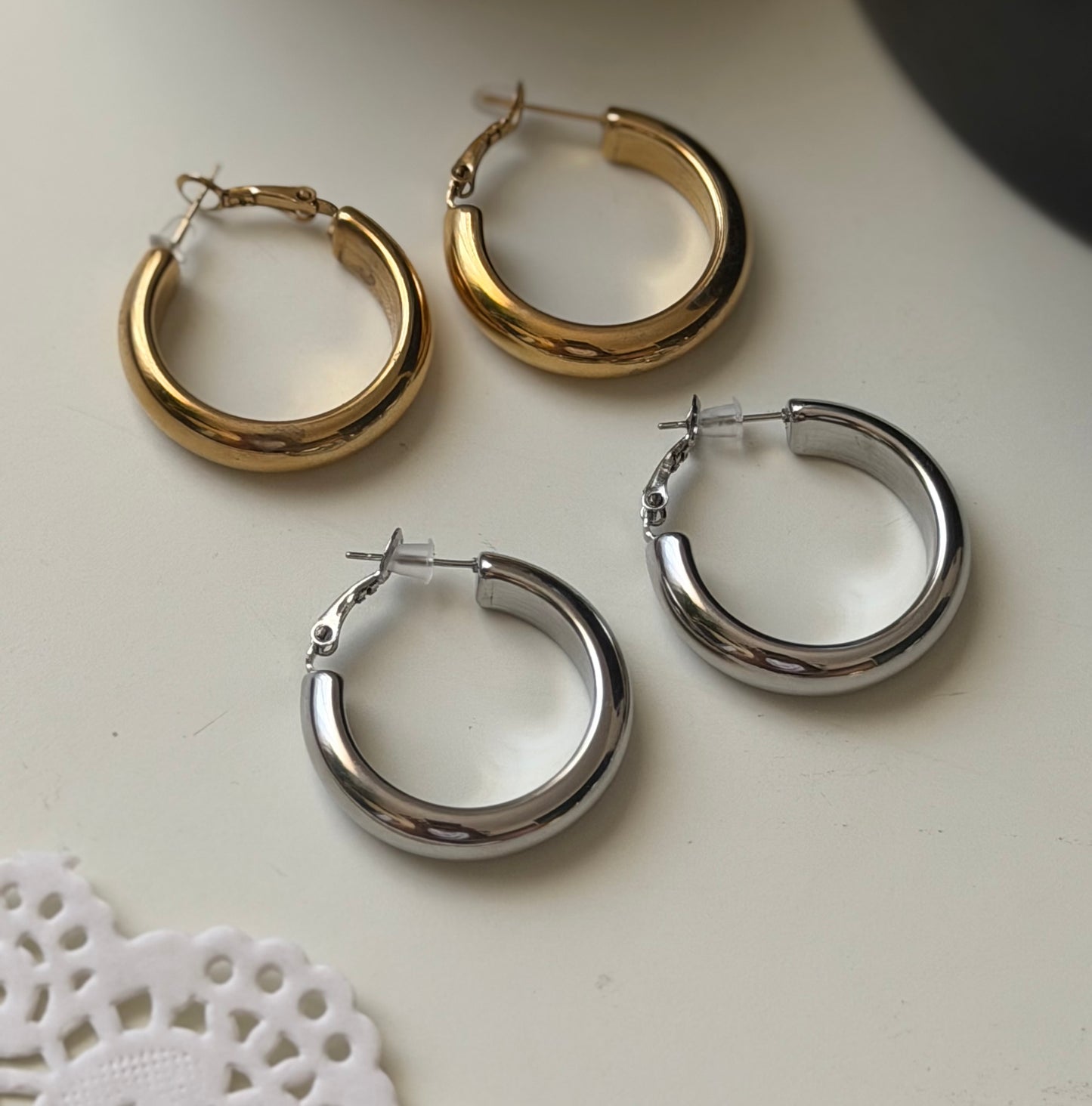 Hoops AMELIA