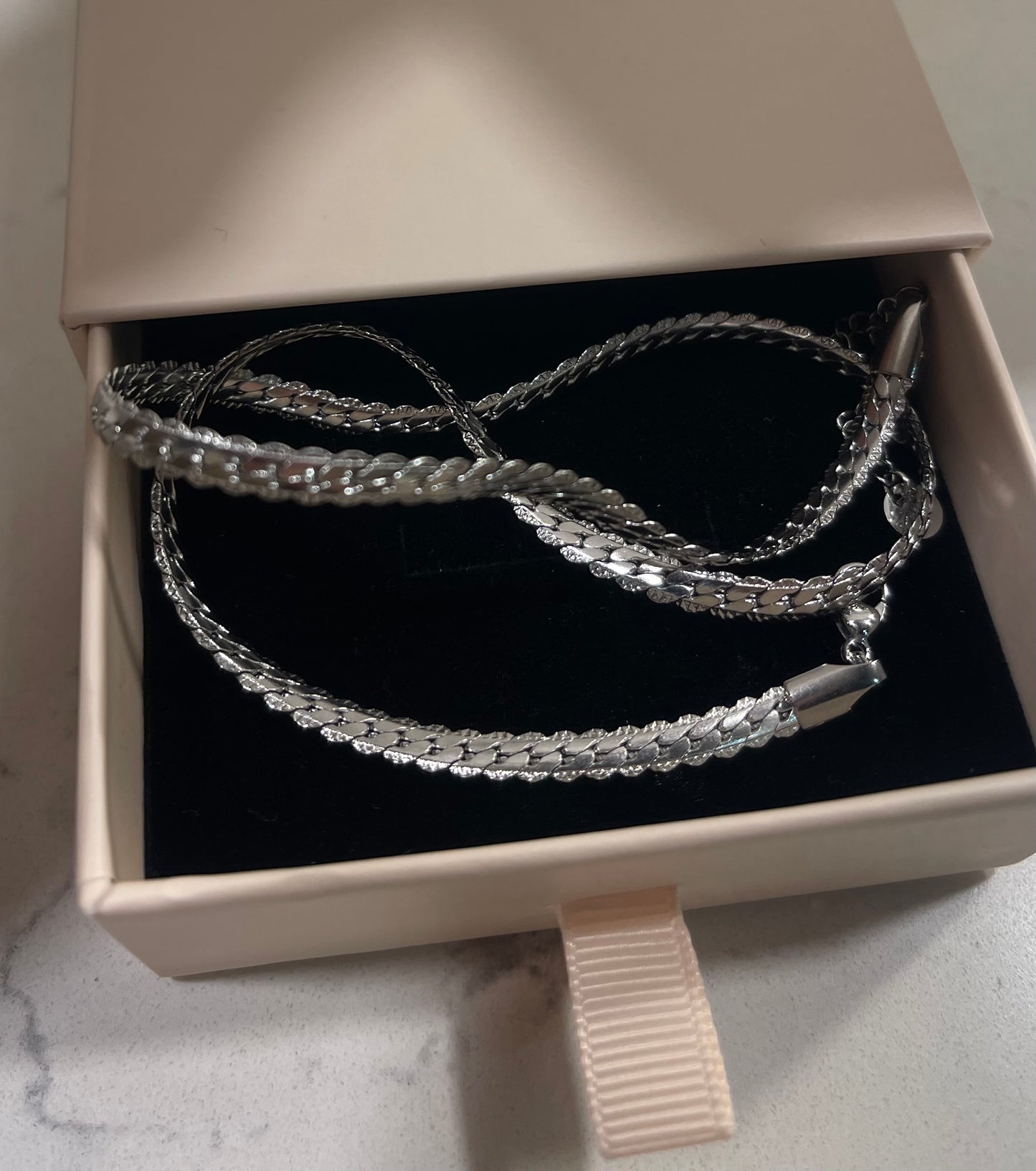 Collana treccina semirigida