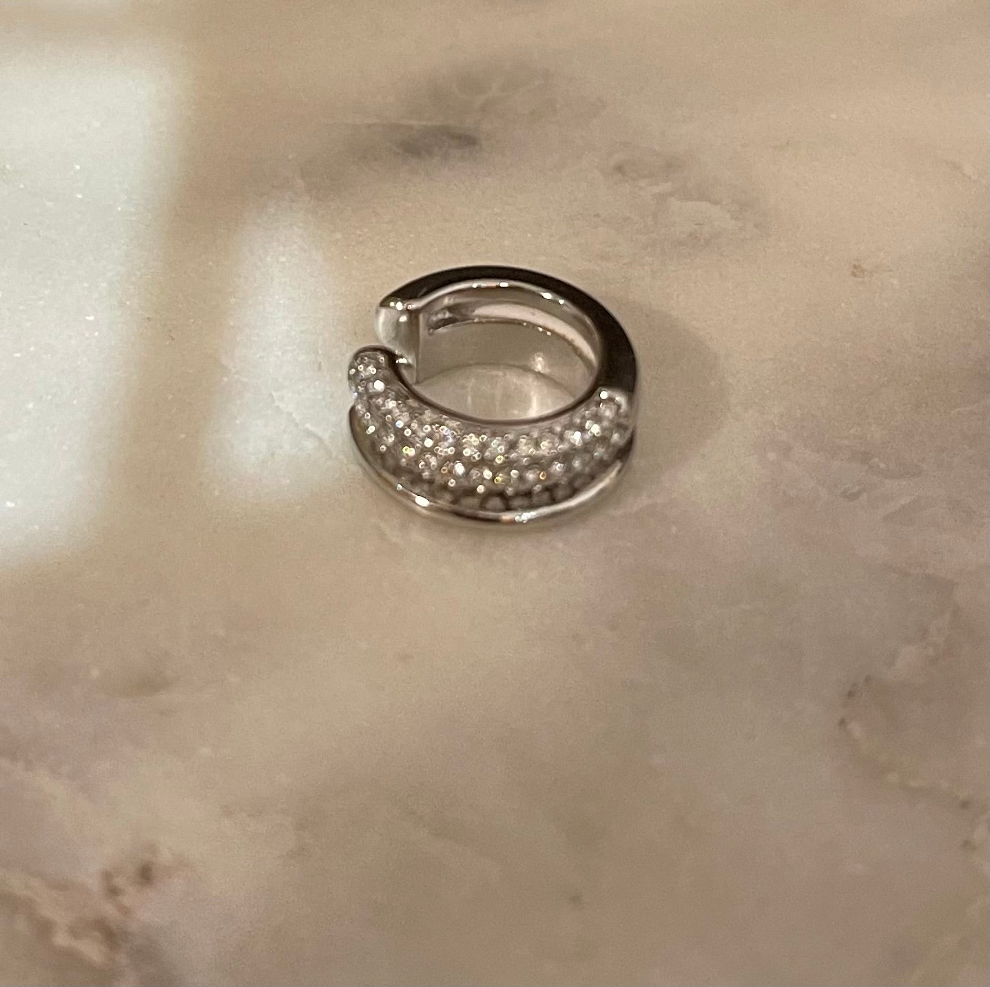 Earcuff Bold Zircon stones