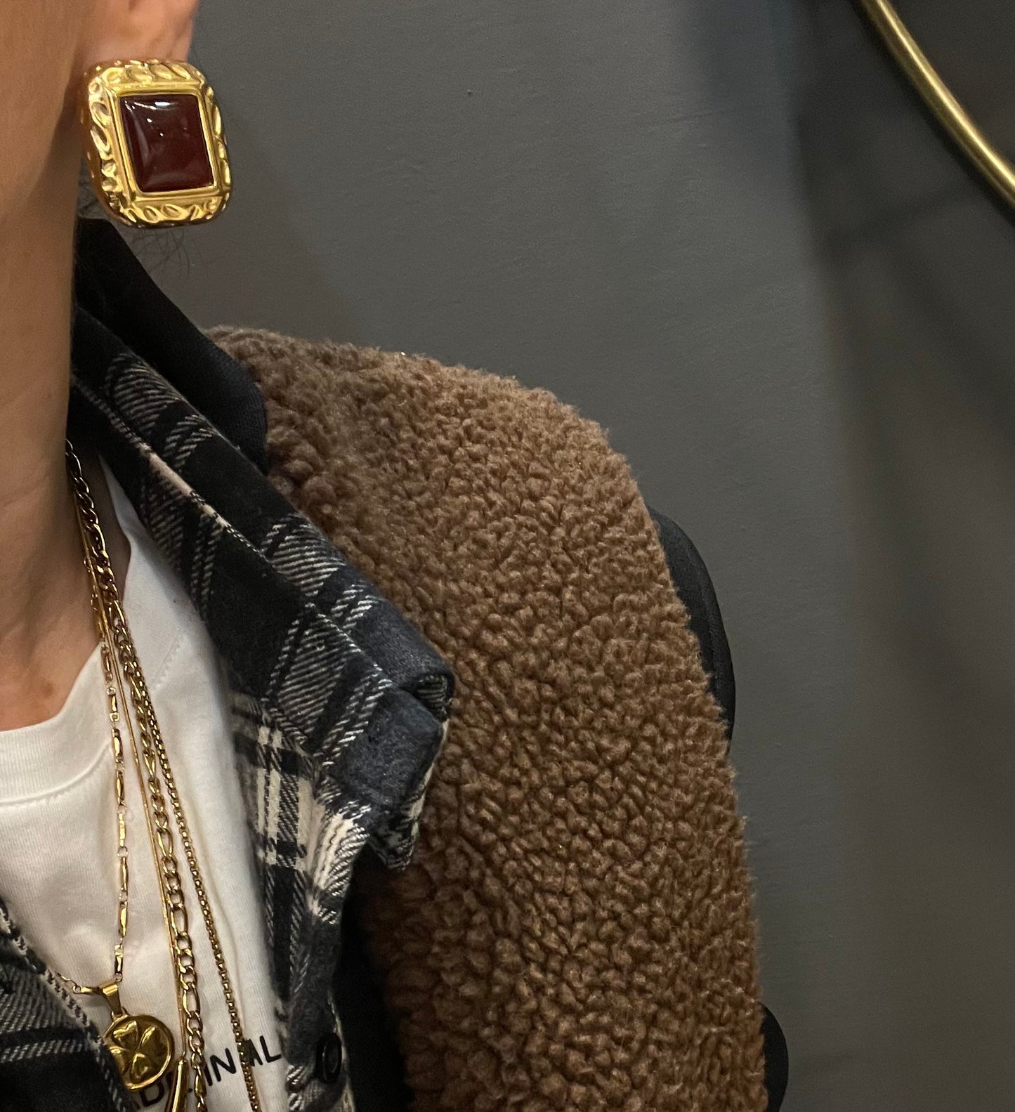 Burgundy Botton
