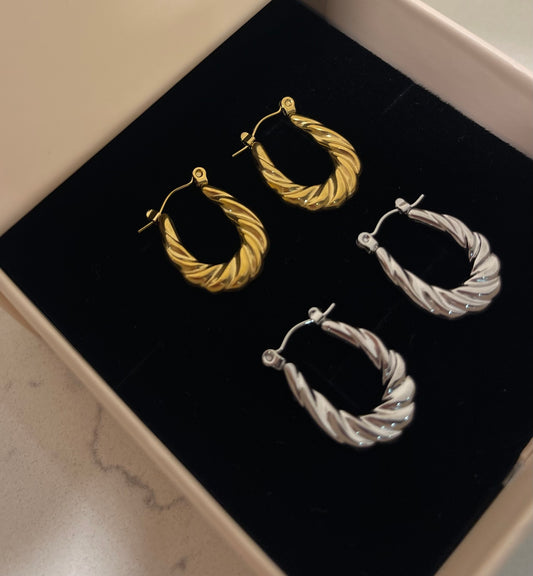 Twisted U Hoops