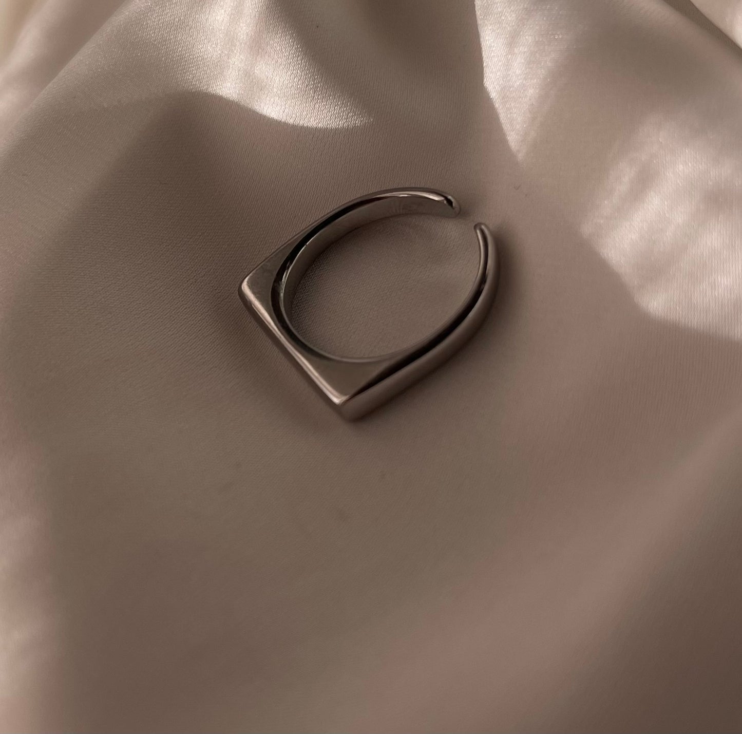 Ring bar