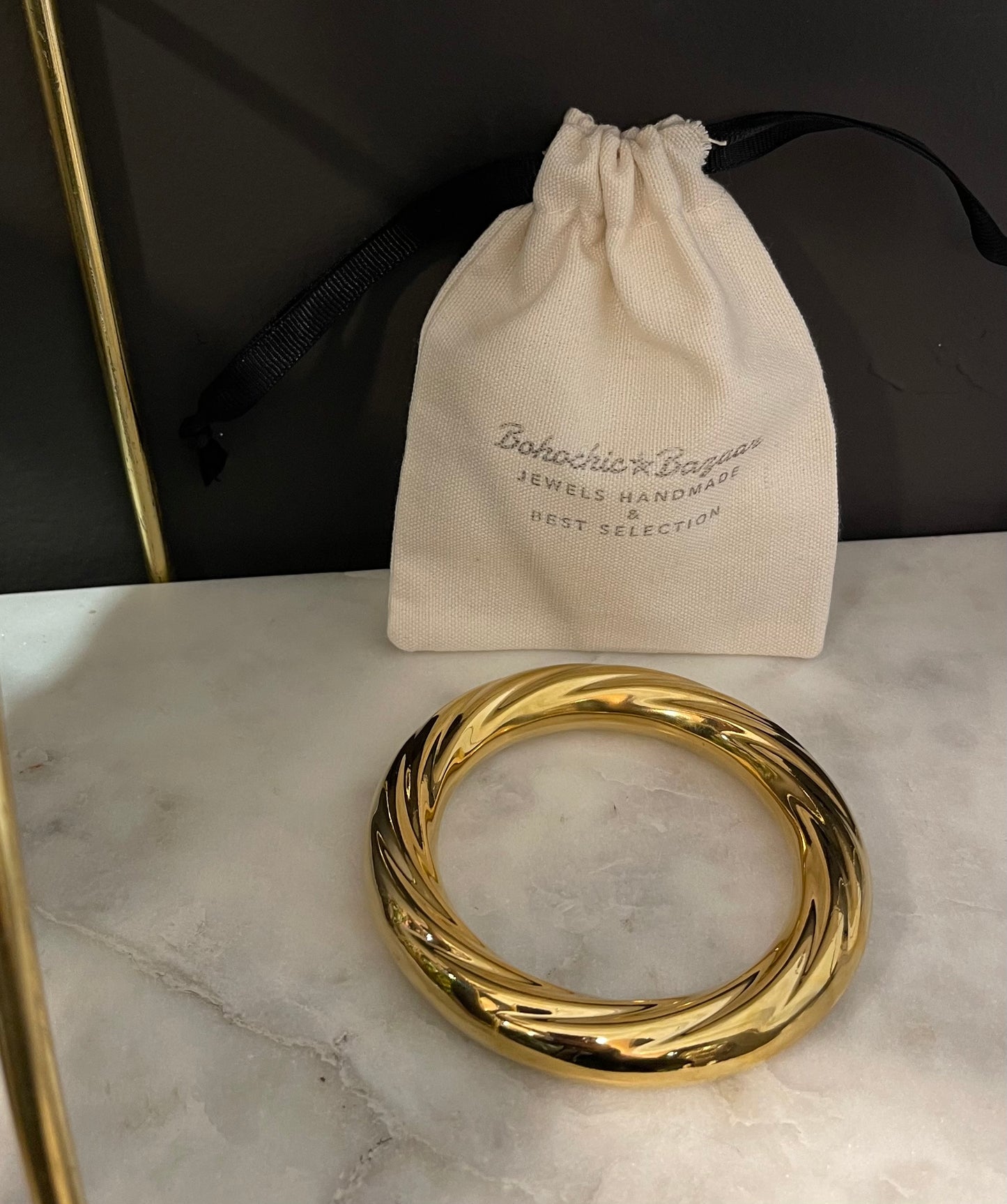 Bangle BOLD Twisted