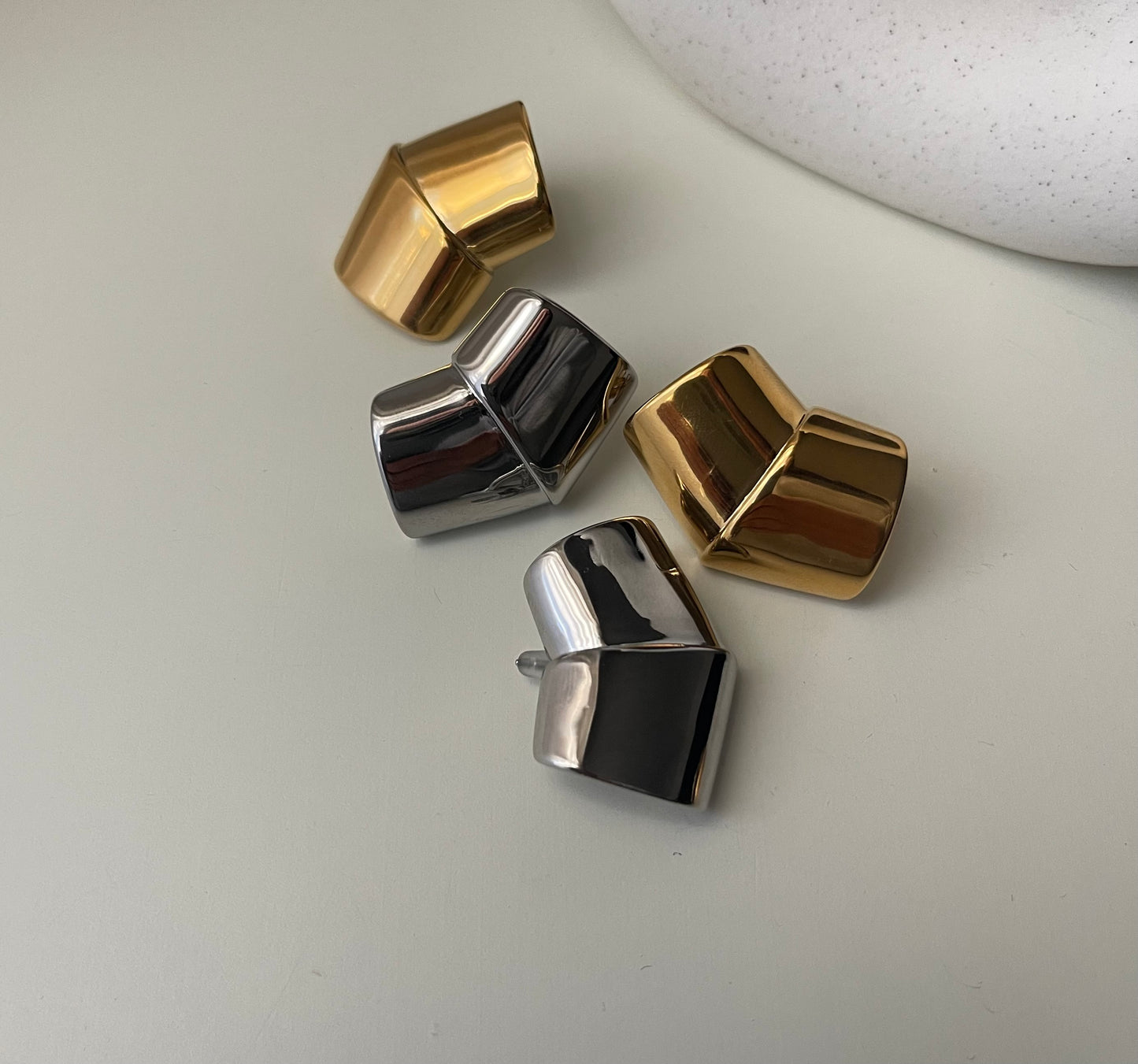 Tubetuck