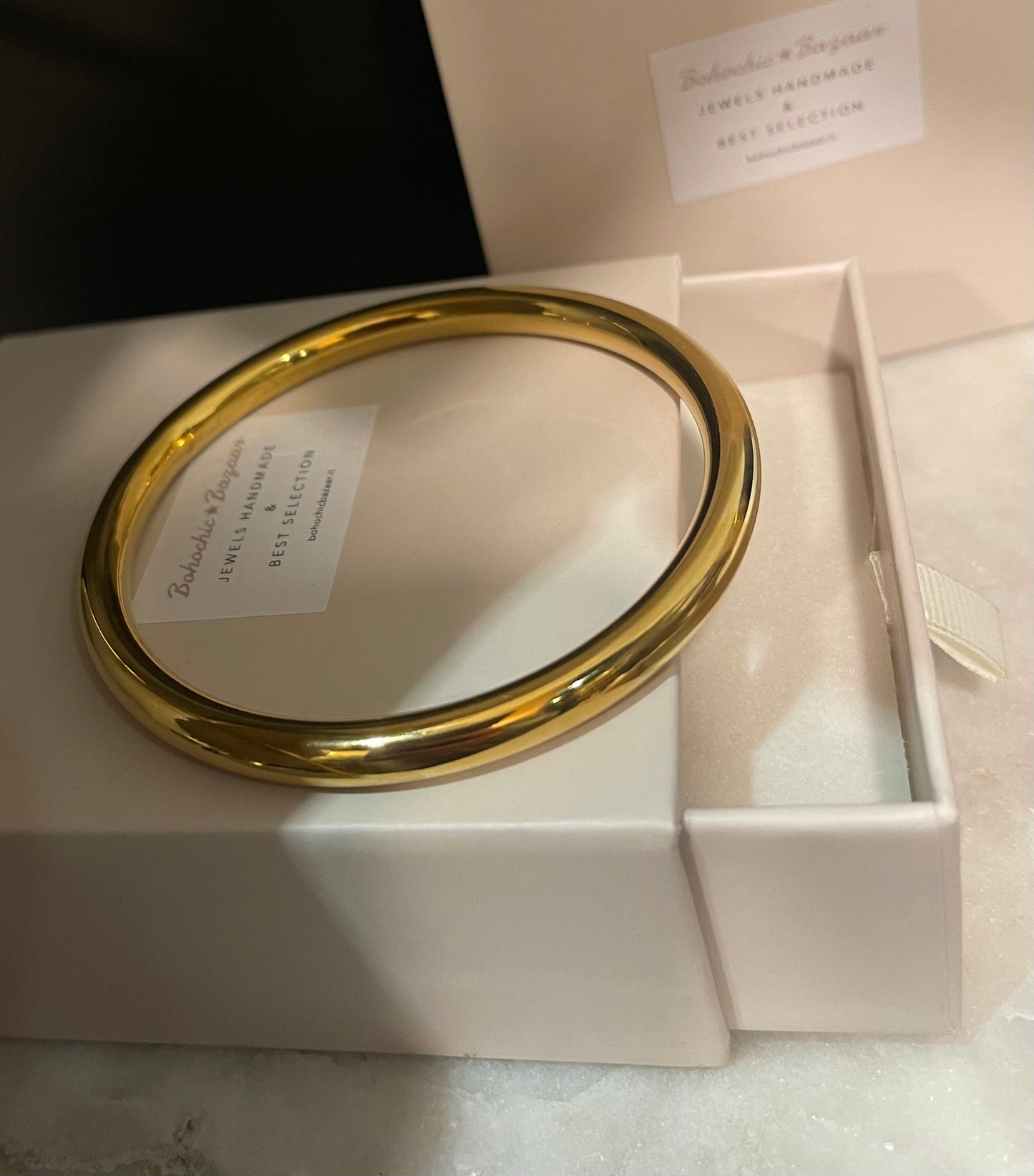 Bangle bold