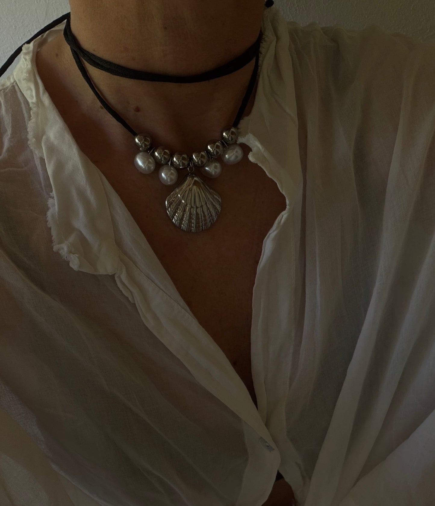 CHOKER Conchiglia & Perle