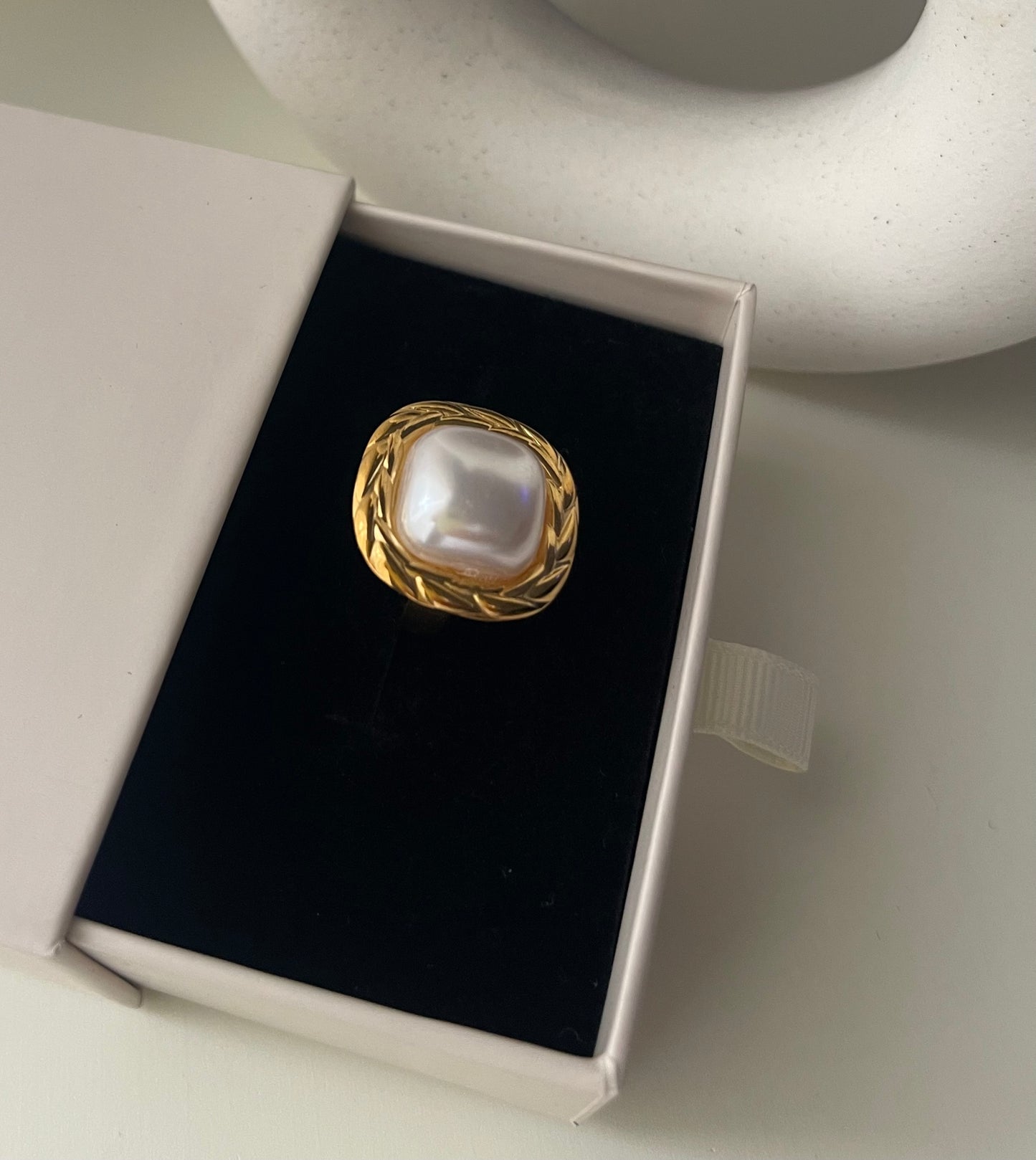 Anello Julienne