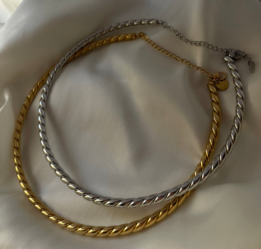 Collier  rigido Torchon