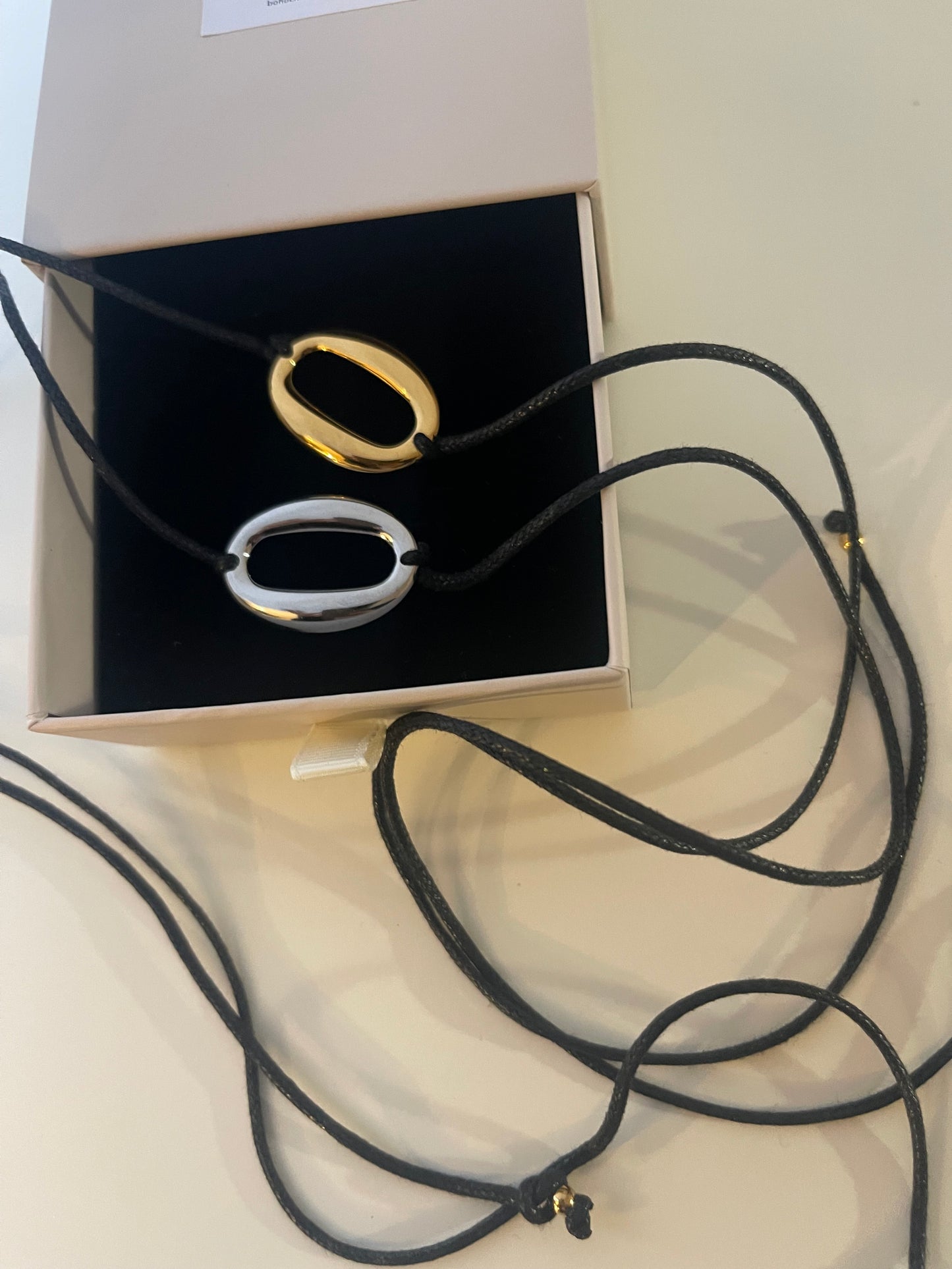 Oval Choker