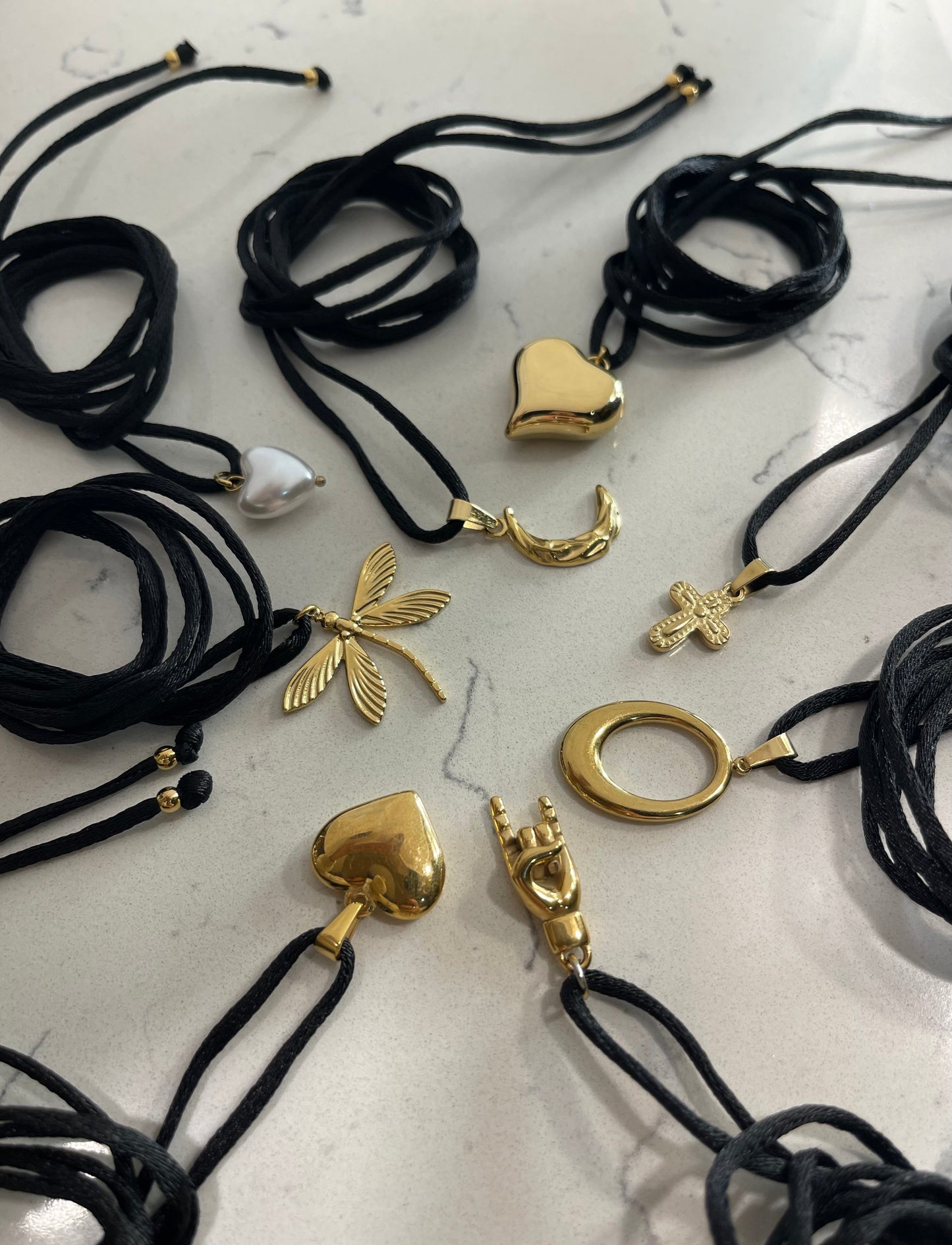 Choker Satin Nero Gold