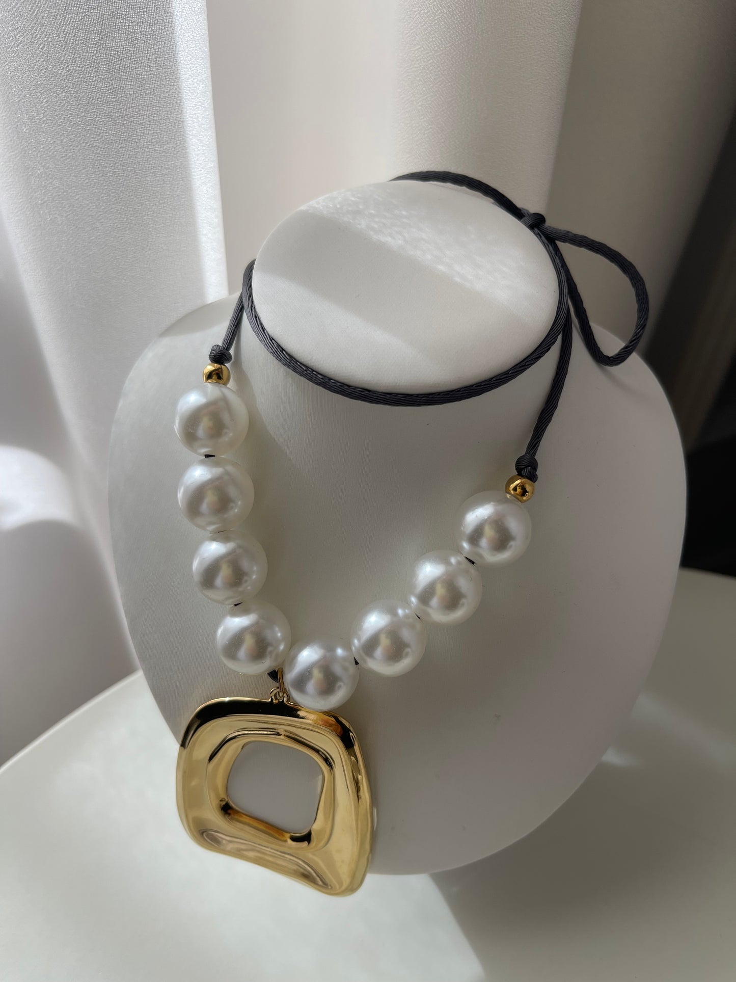 Collana Choker LIEBE