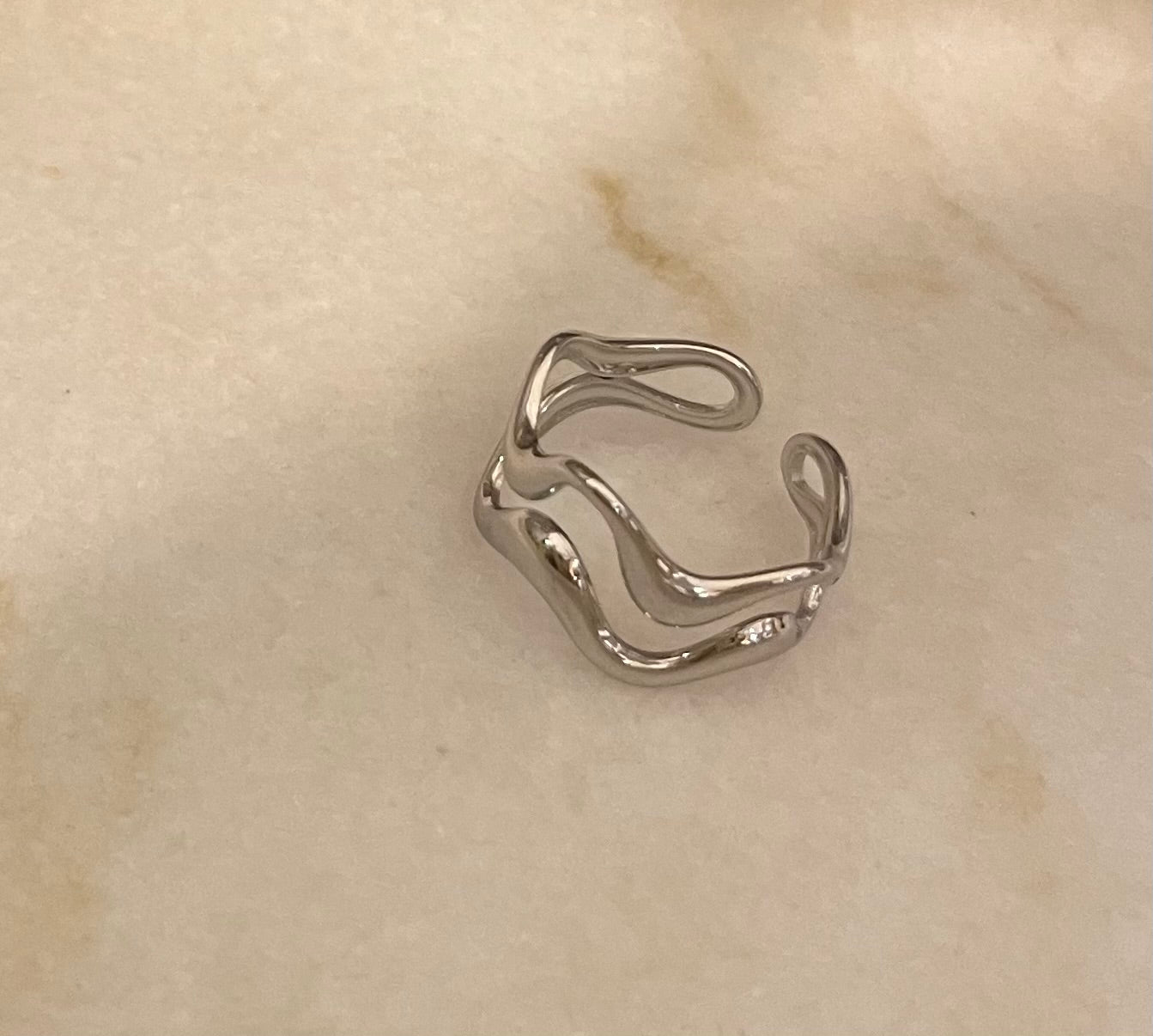 Anello Waves