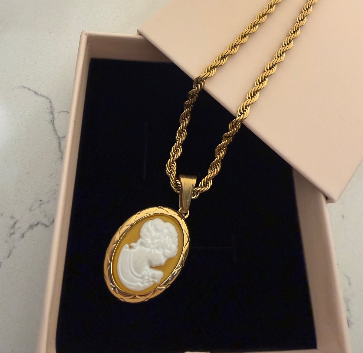 Collana Cammeo Torchon