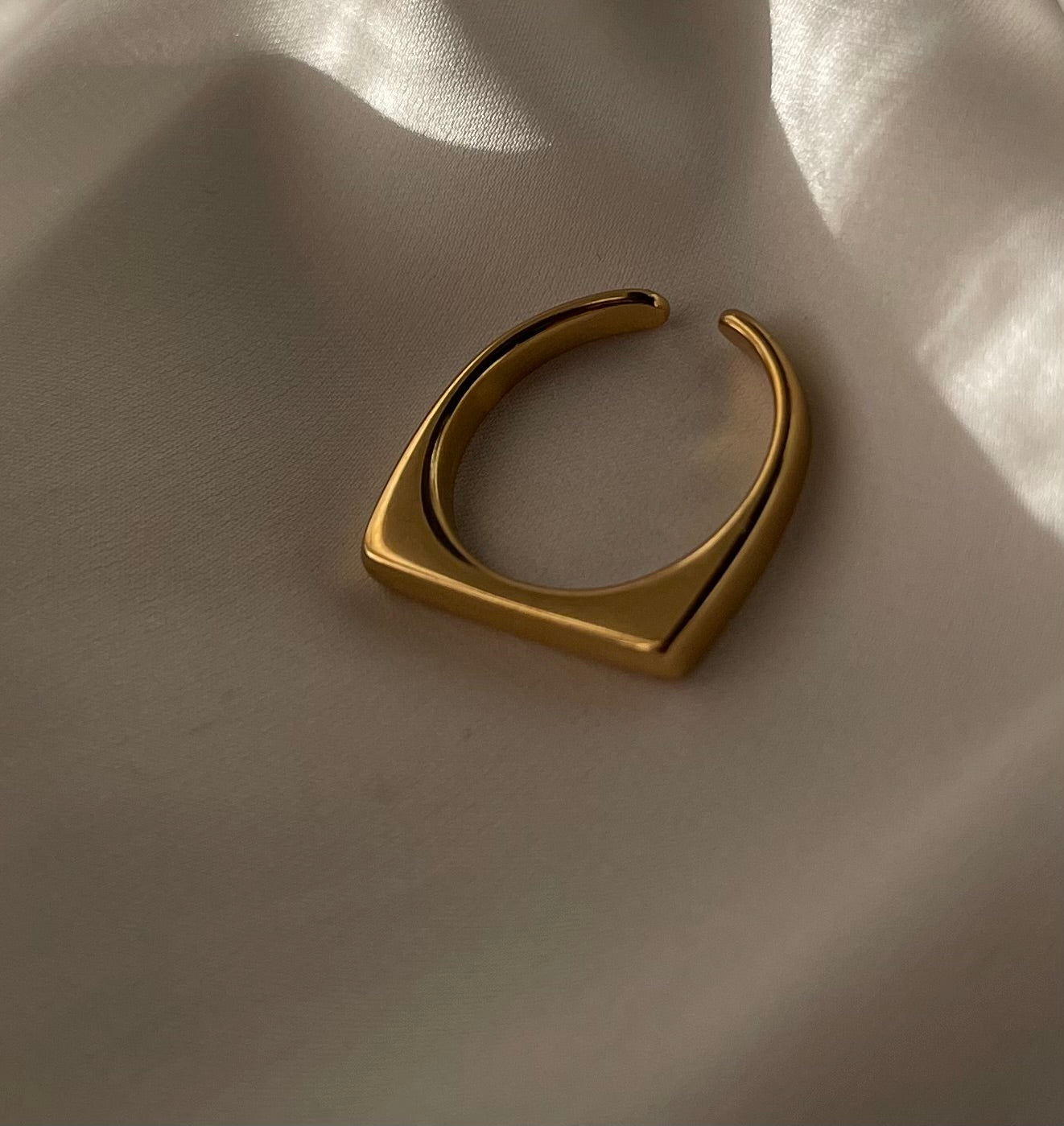 Ring bar