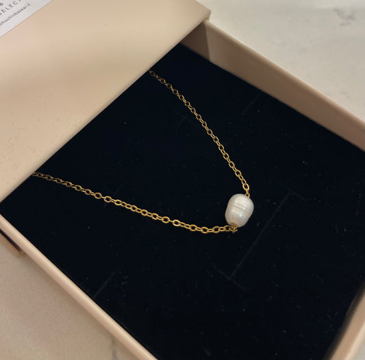 Perla Essential necklace