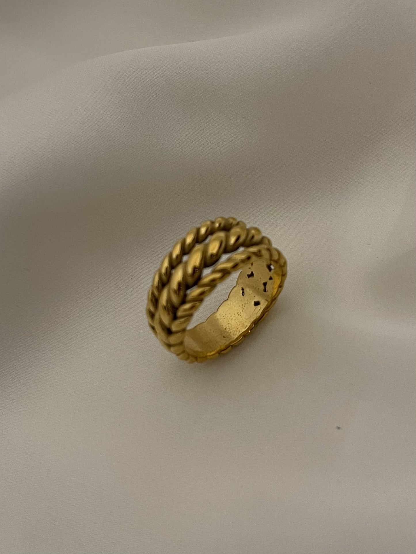 GOLDEN BRAID