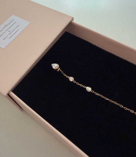 Grace pendant