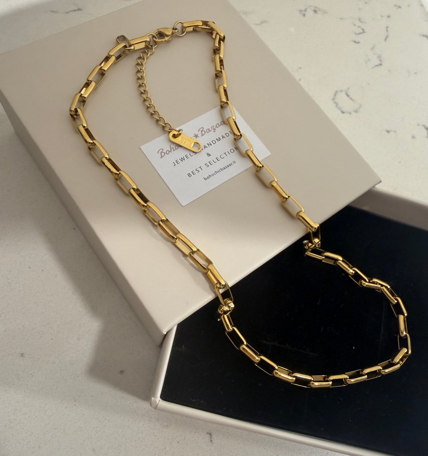 Collier~ino Beth