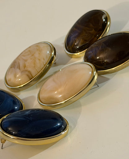 Vintage Oval Button