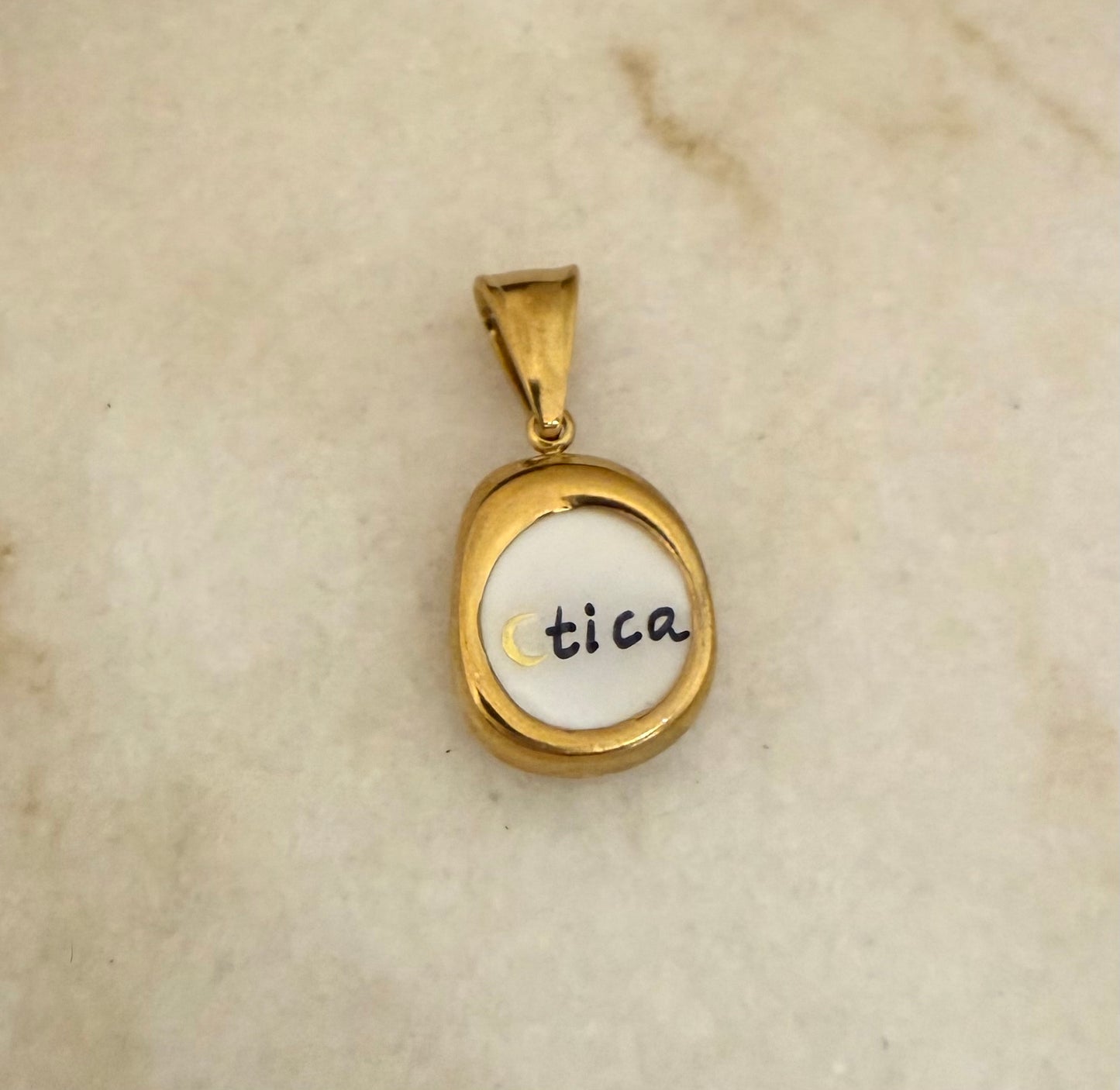 🌙 tica