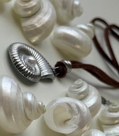 Silver Shell Pearl