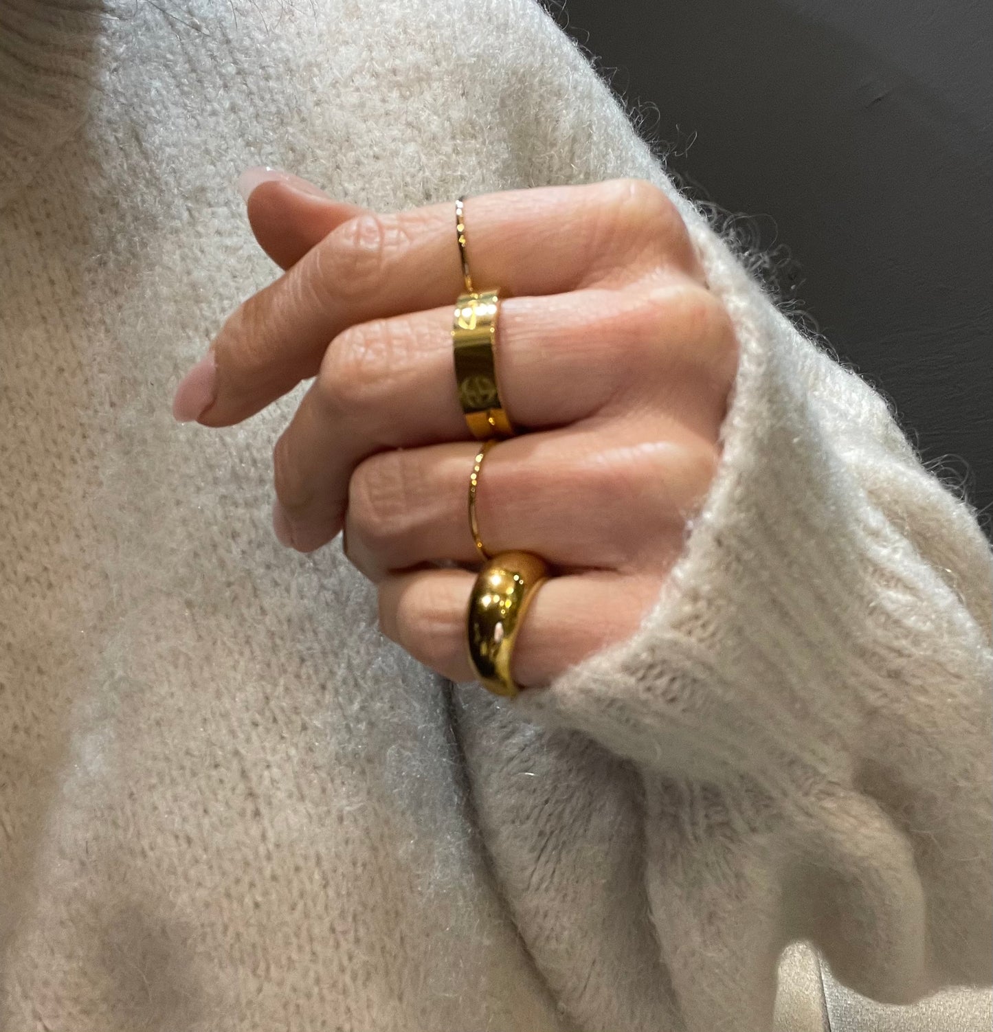 Anello  iconic