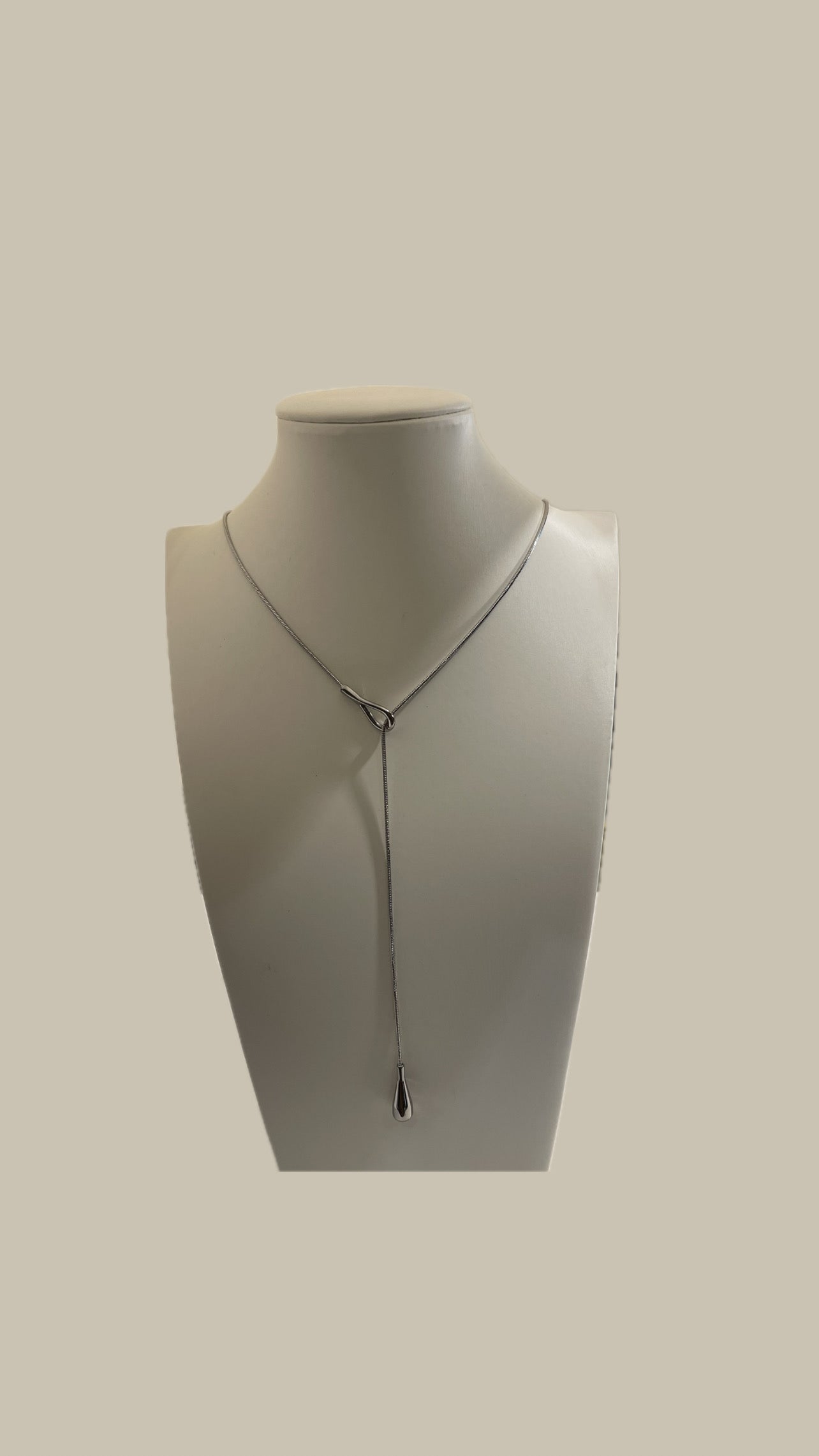 Meryl Necklace