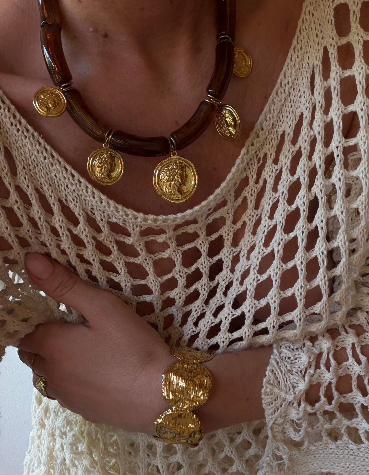 COLLANA HOOD
