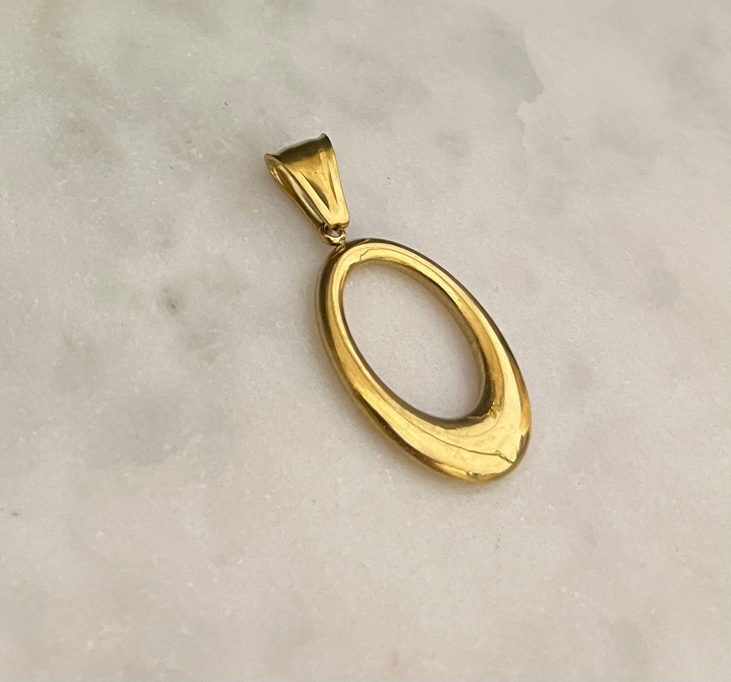 Ciondolo Ovale di Luce