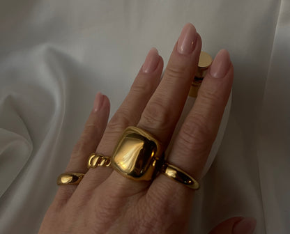 Anello Perry
