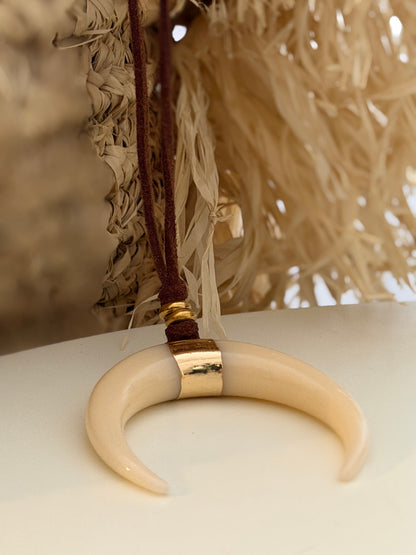 Luz Necklace