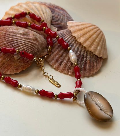Fuera Necklace
