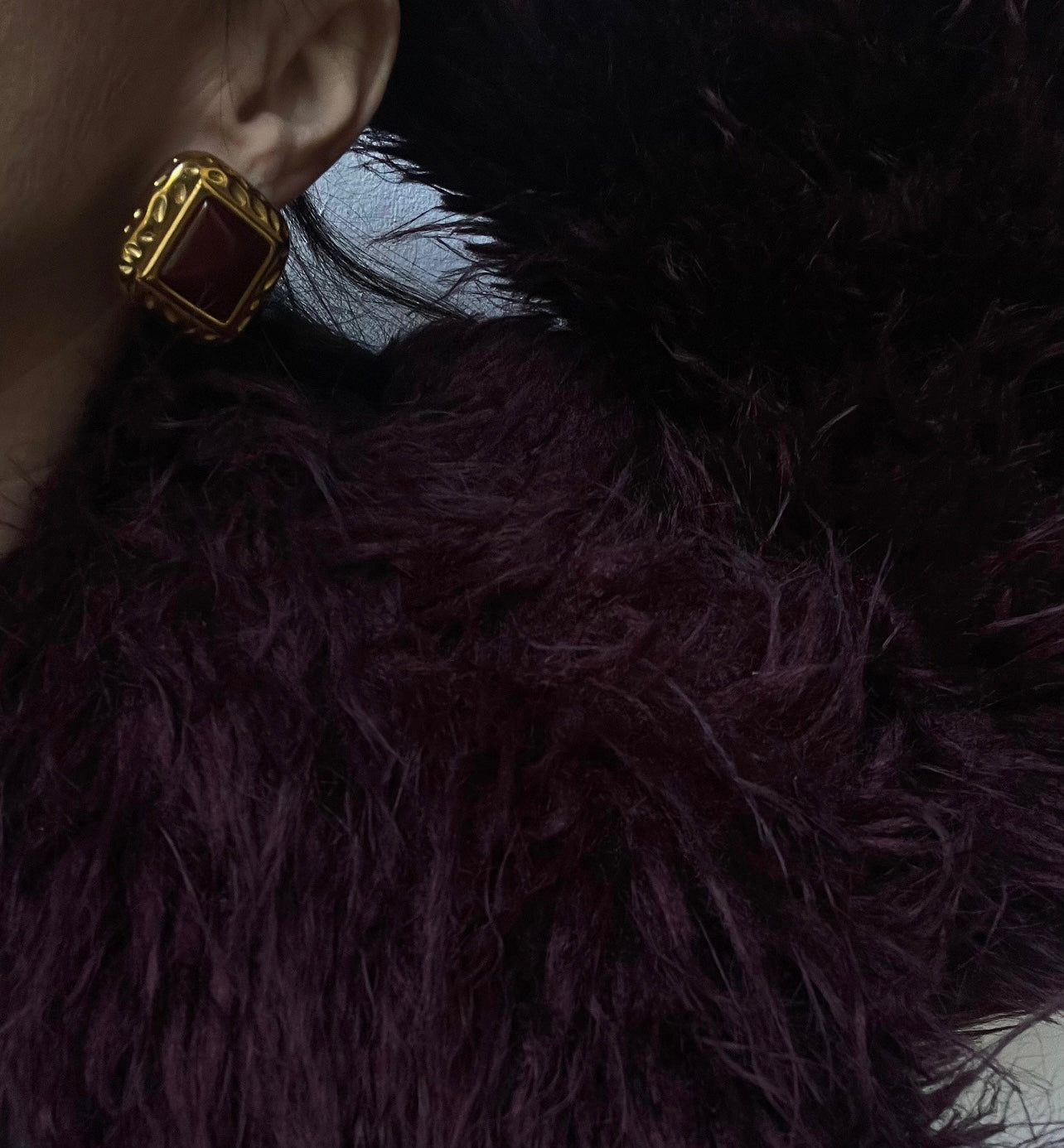 Burgundy Botton