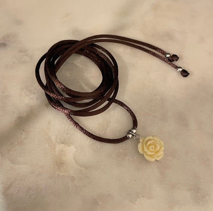 Choker Rosellina Burro