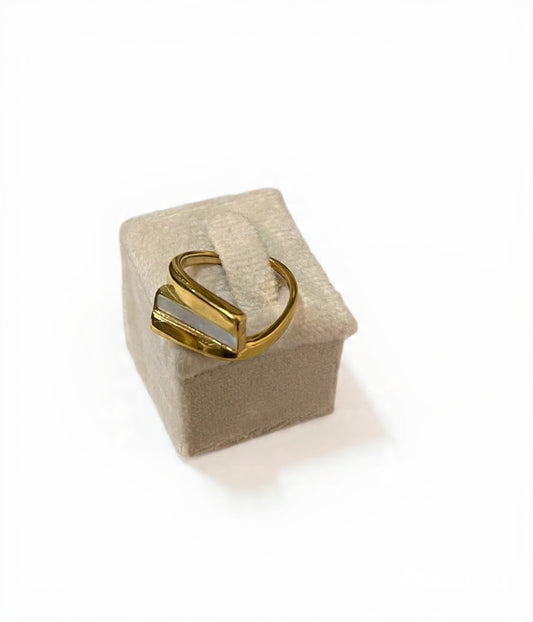 Anello Tehry