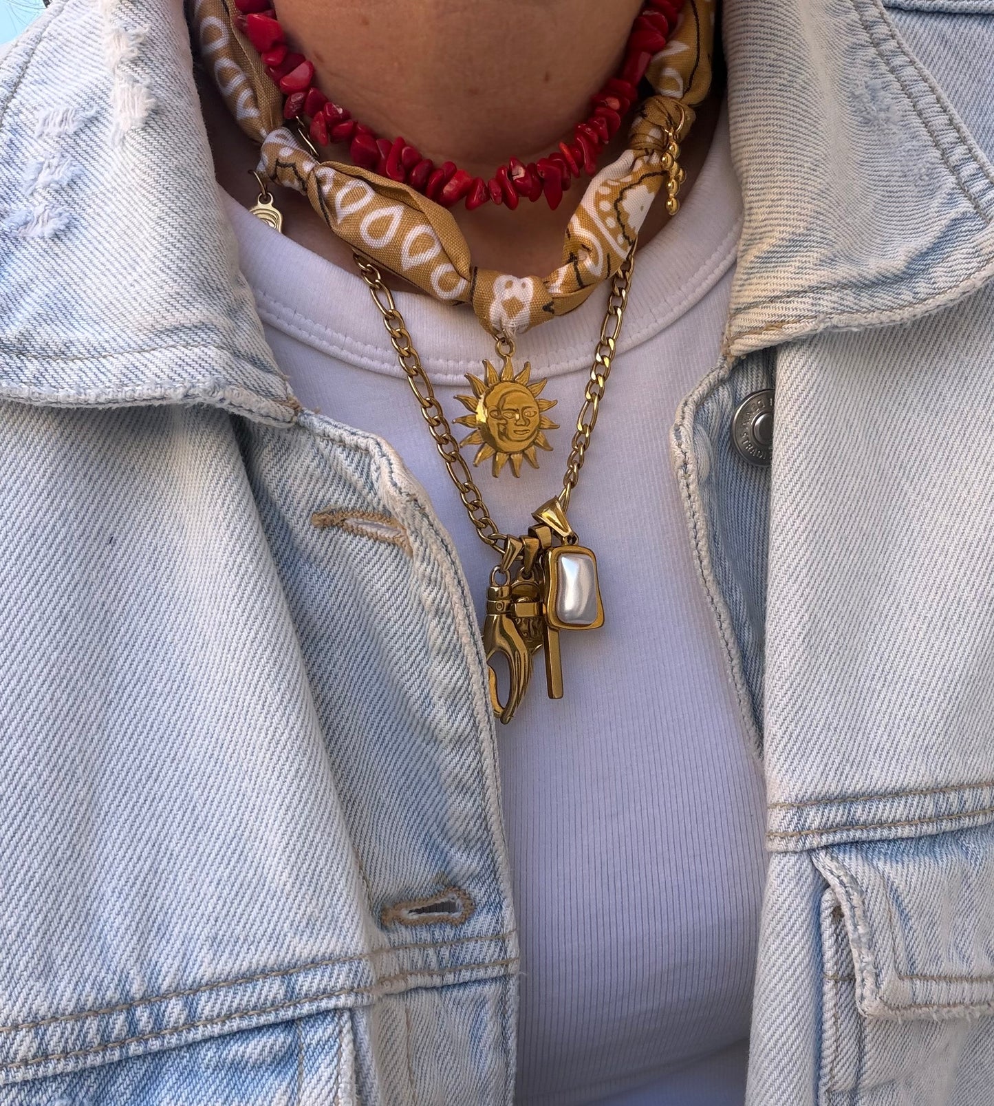 Exotic Chips Necklace
