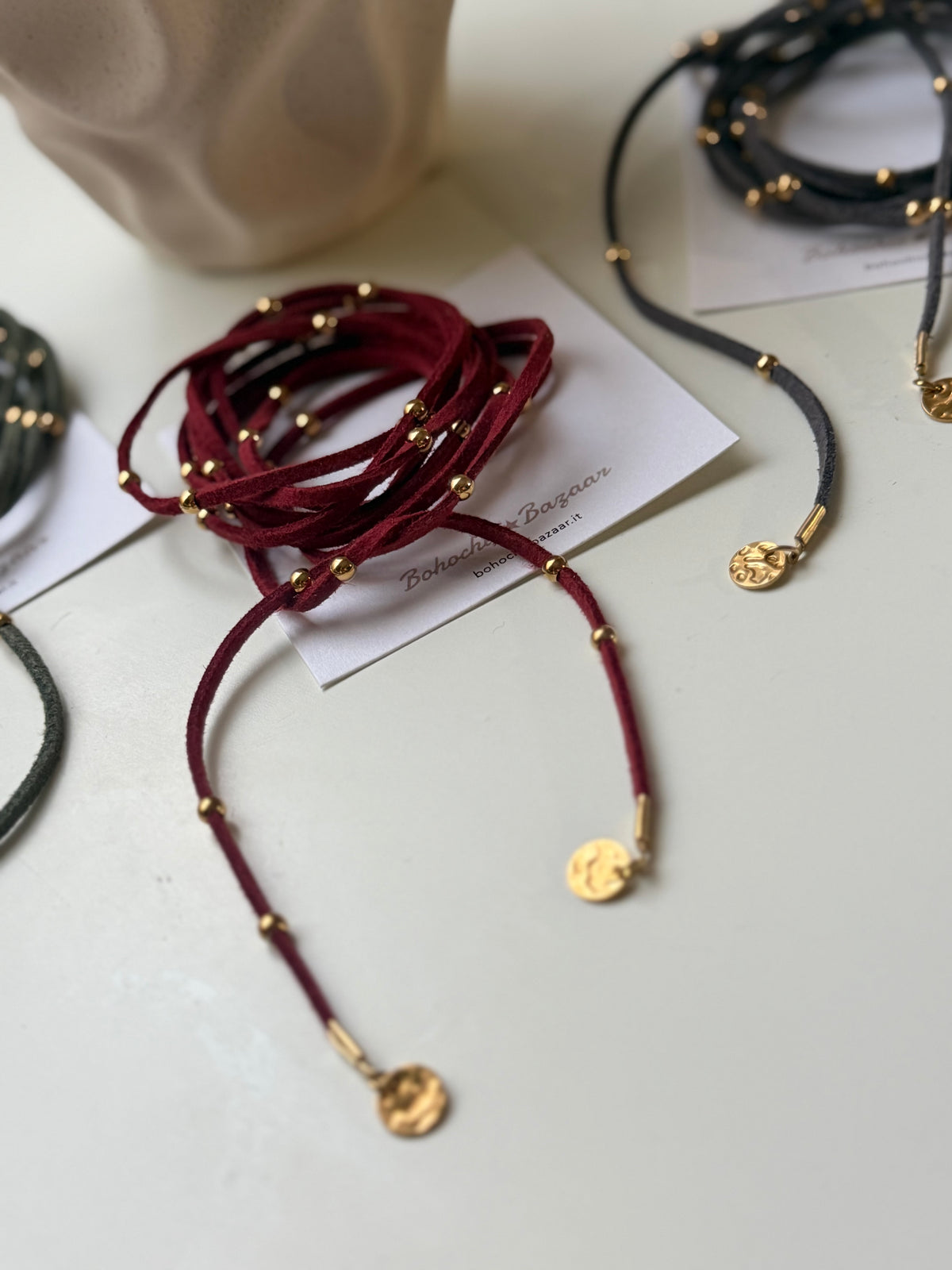 NAVAJO Choker Suede GOLD