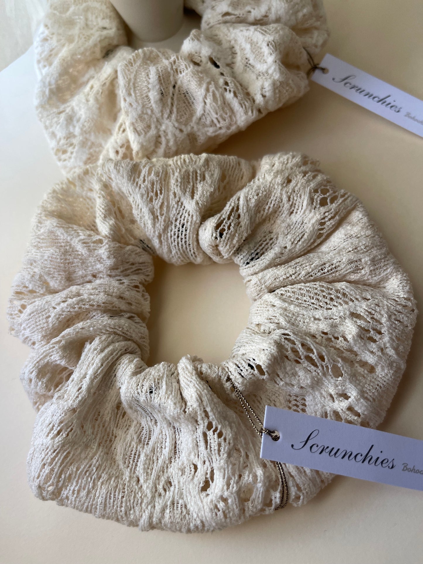 Scrunchie Natural Lace