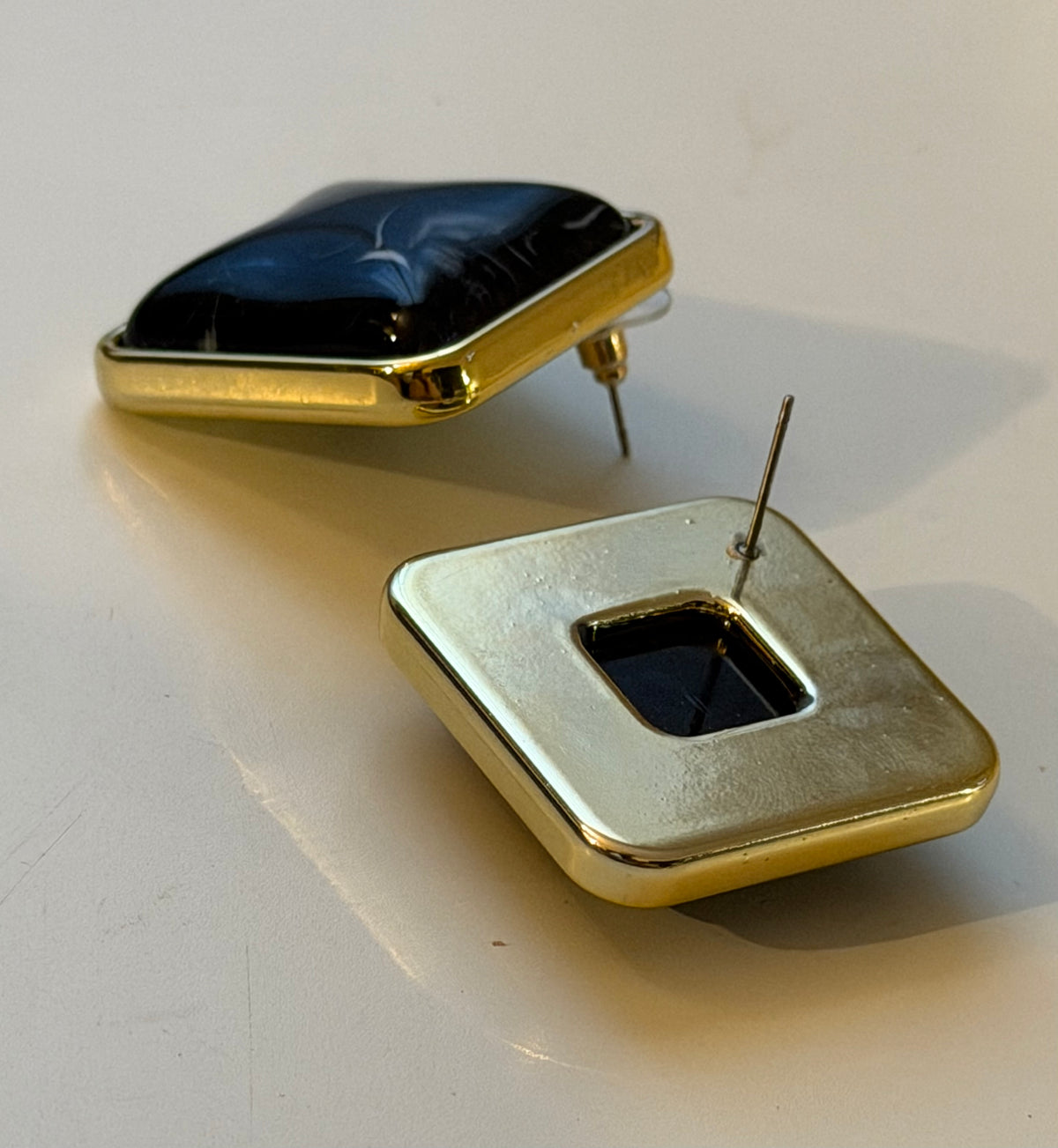 Vintage  Square Button