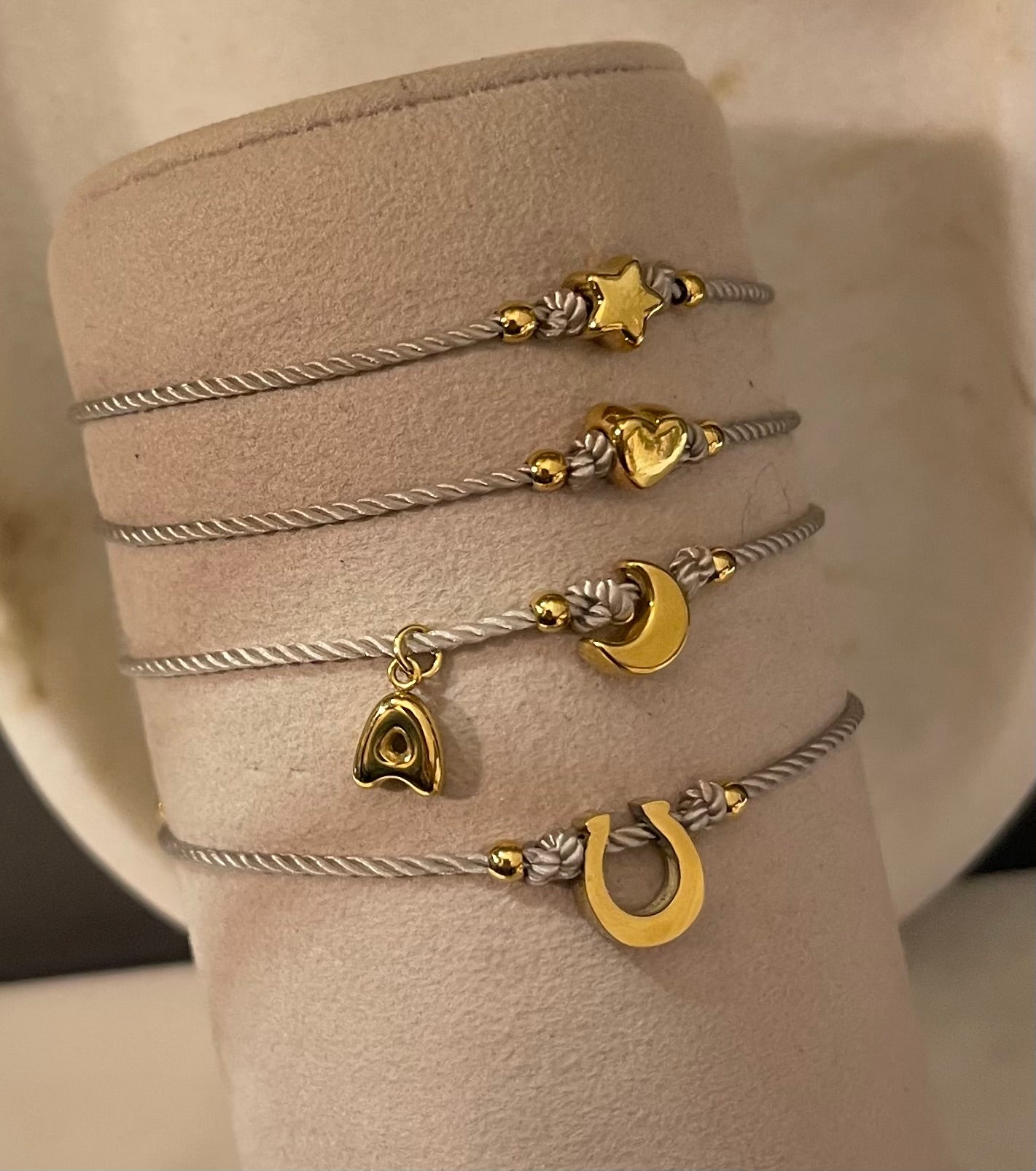 Braccialetto cordino beige