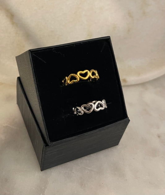 Anello cuoricini bucati