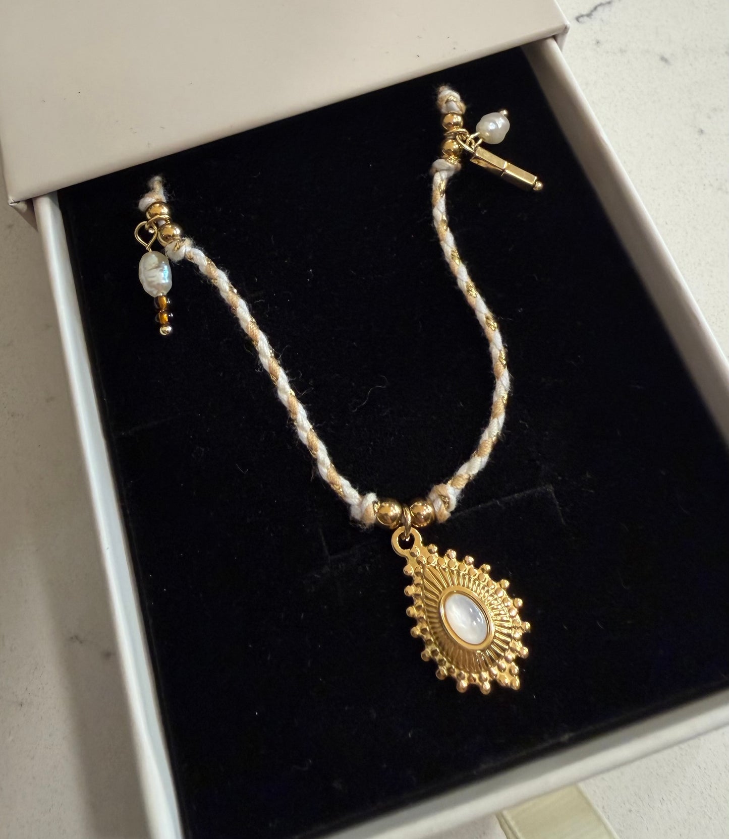 BOHO GIPSY Necklace White/ Gold