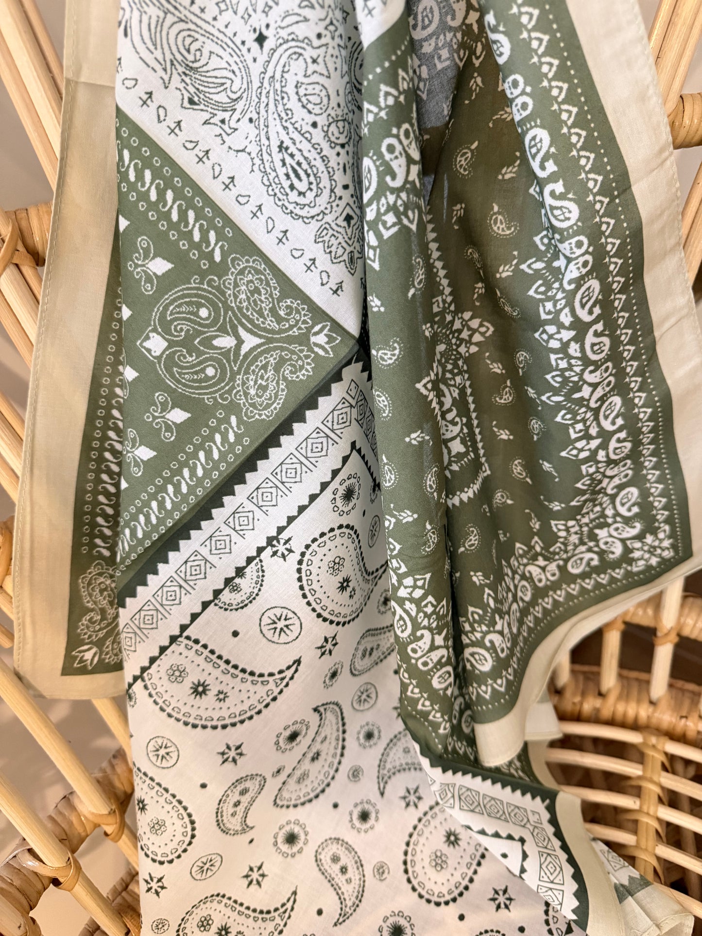Foulard Keral
