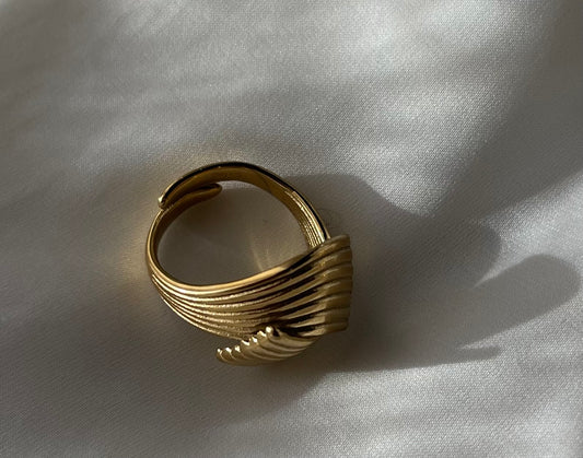 Anello Attic