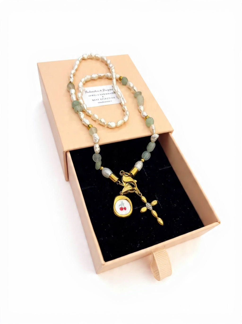 Avenue Necklace