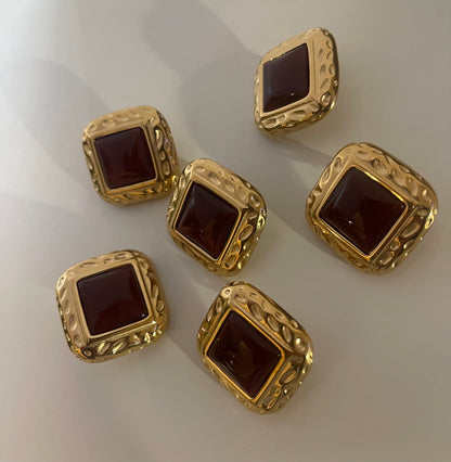 Burgundy Botton