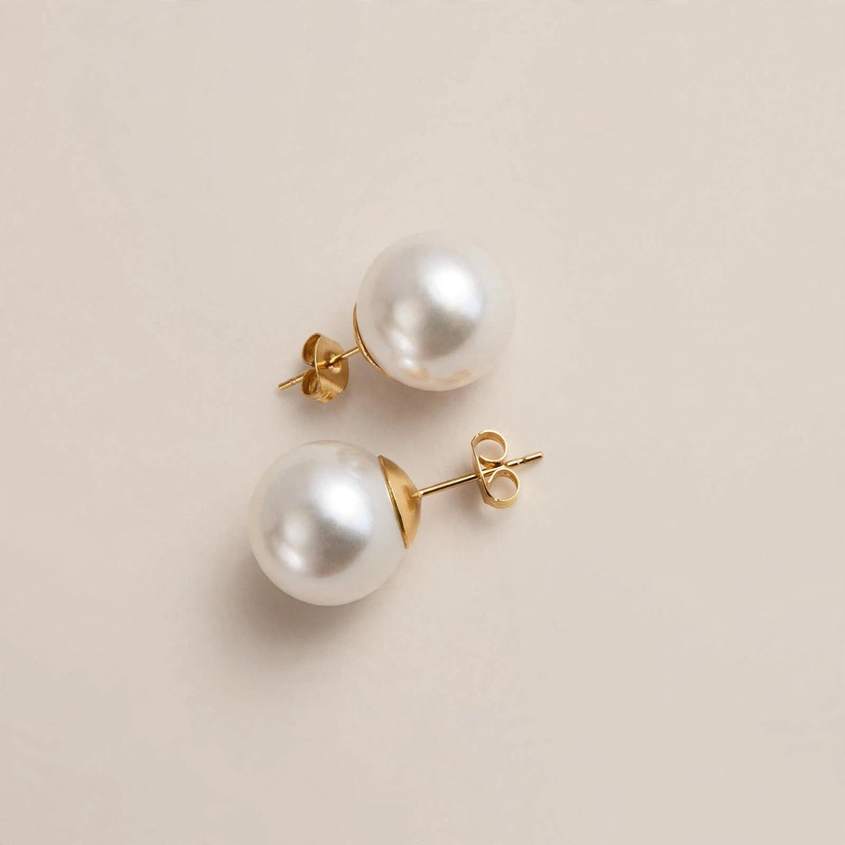 Perla grande stud
